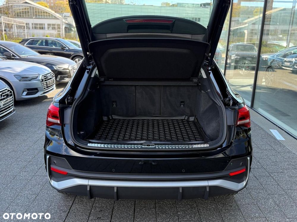 Audi Q3 Sportback - 23