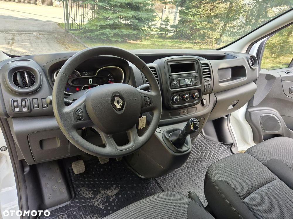Renault Trafic - 22