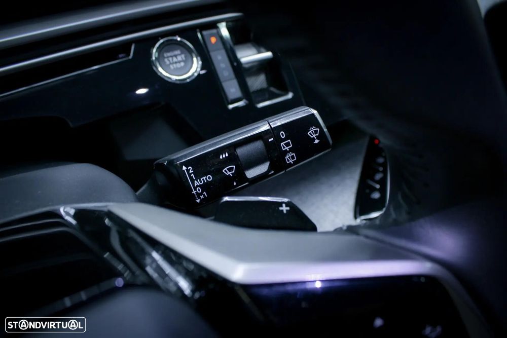 Peugeot 5008 1.2 Hybrid Allure Pack e-DCS6 - 25