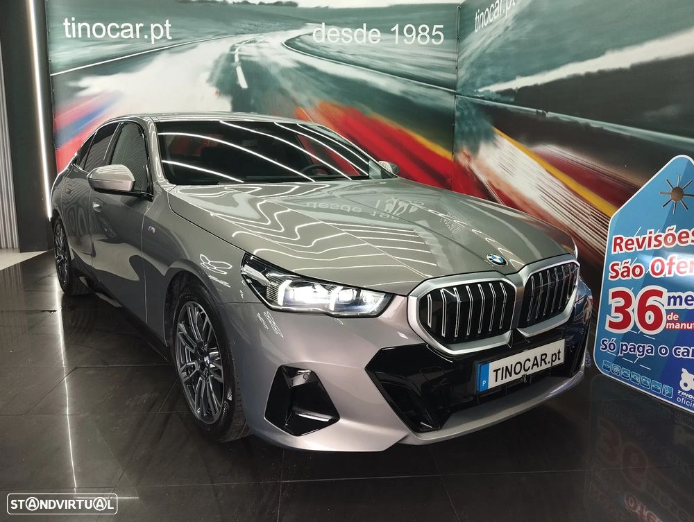 BMW 520 d Pack Desportivo M - 8