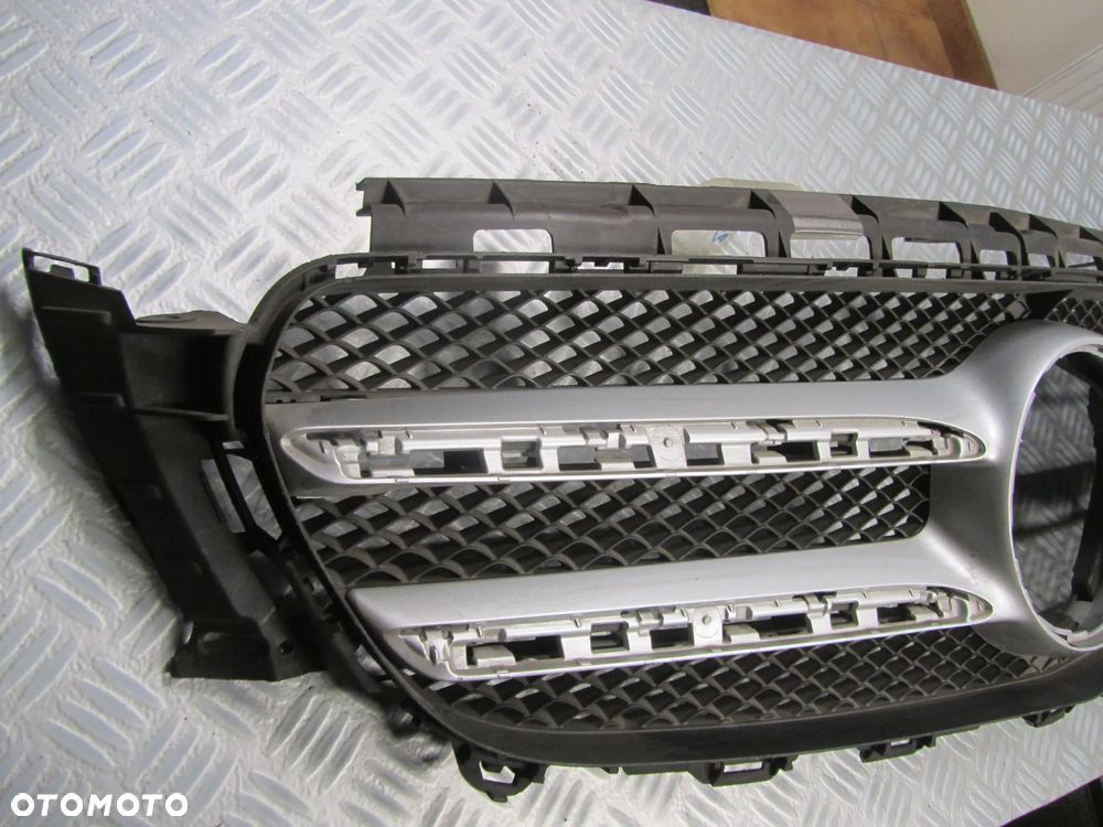 atrapa 2138800123 - 4