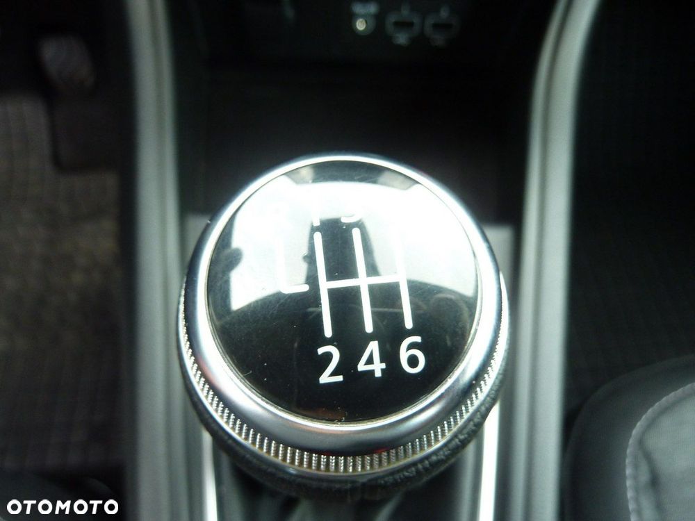Renault Captur - 36