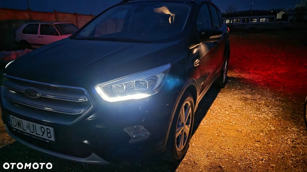 Ford Kuga 2.0 TDCi 4WD Titanium - 32