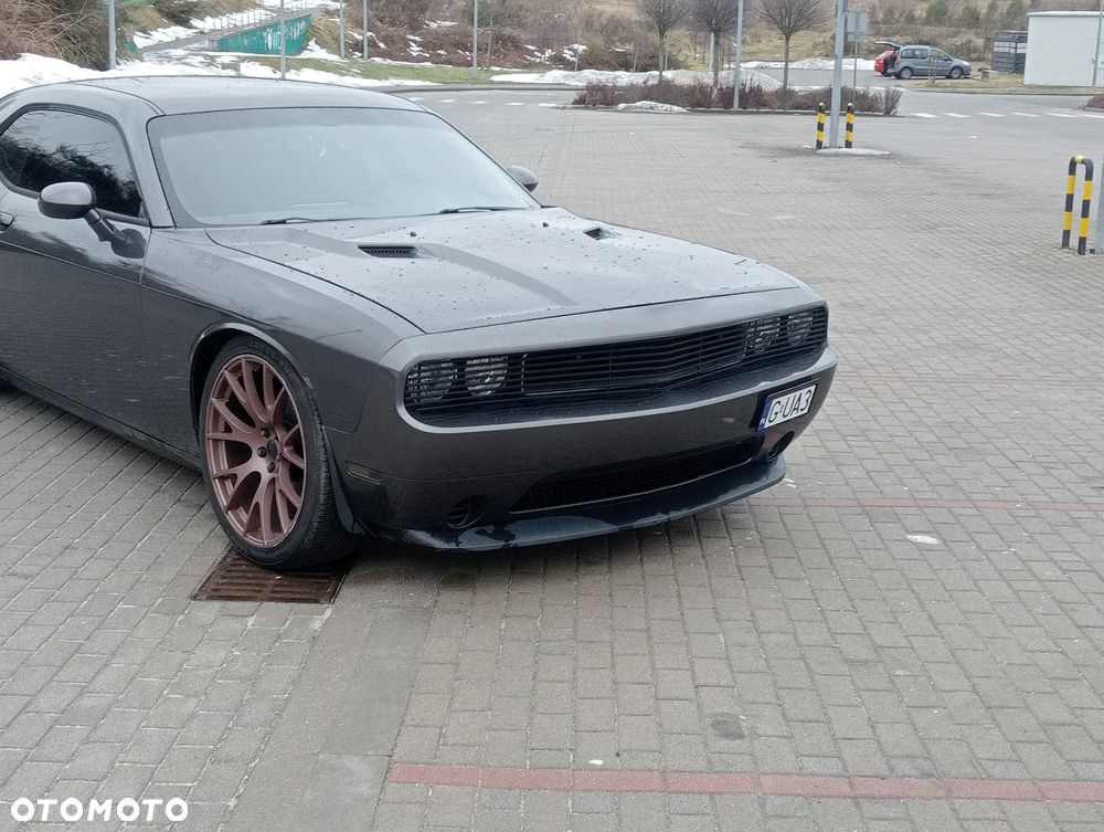 Dodge Challenger - 5