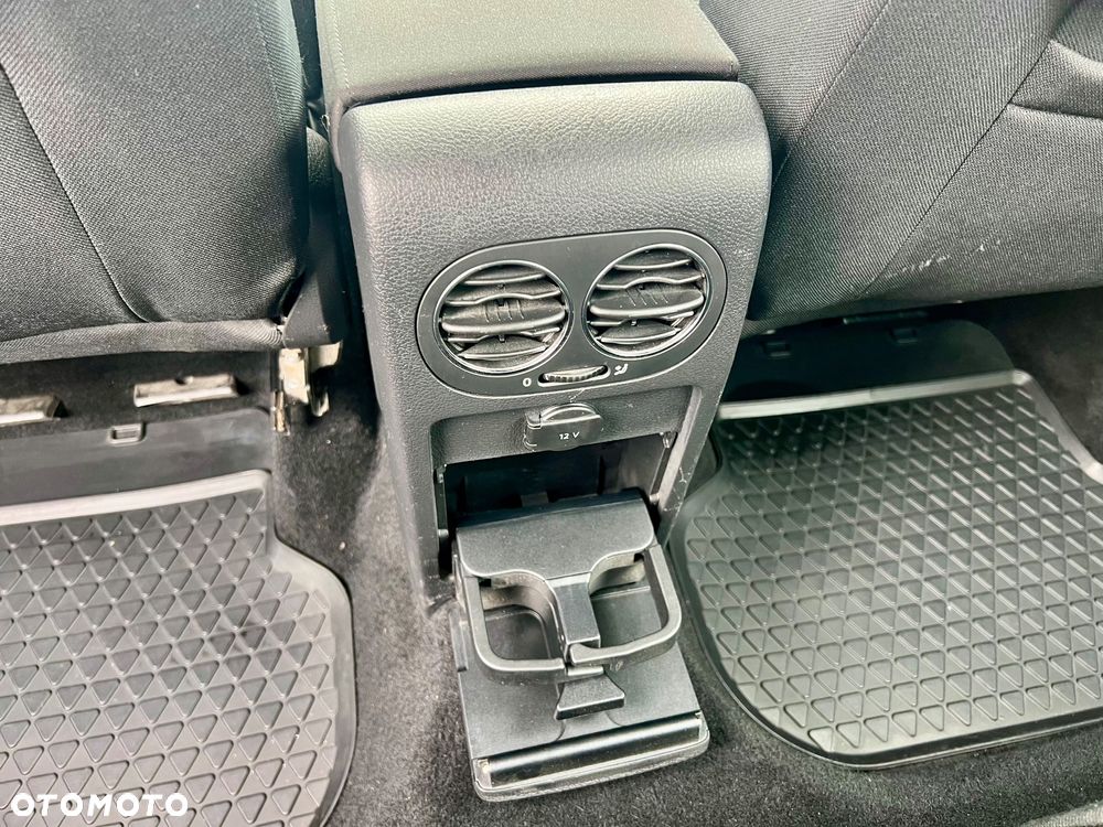 Volkswagen Golf Plus 1.4 TSI Comfortline DSG - 8