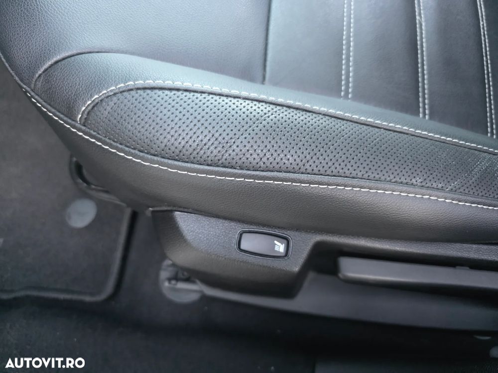 Dacia Duster 1.6 SCe Prestige jante 17" - 17