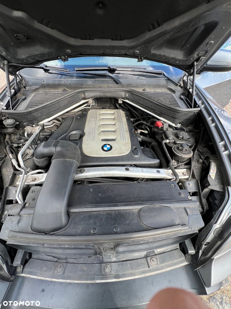 BMW X5 xDrive30d - 16