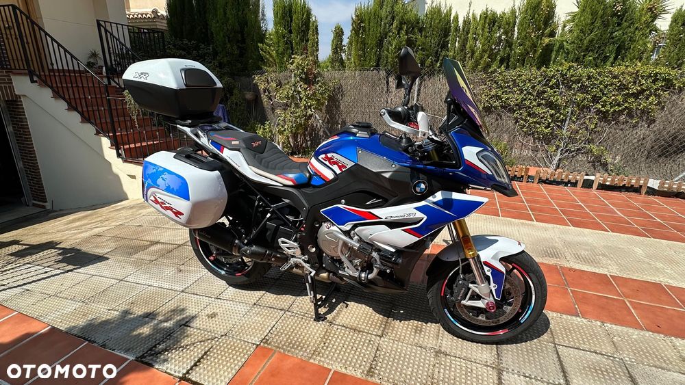 BMW XR - 15