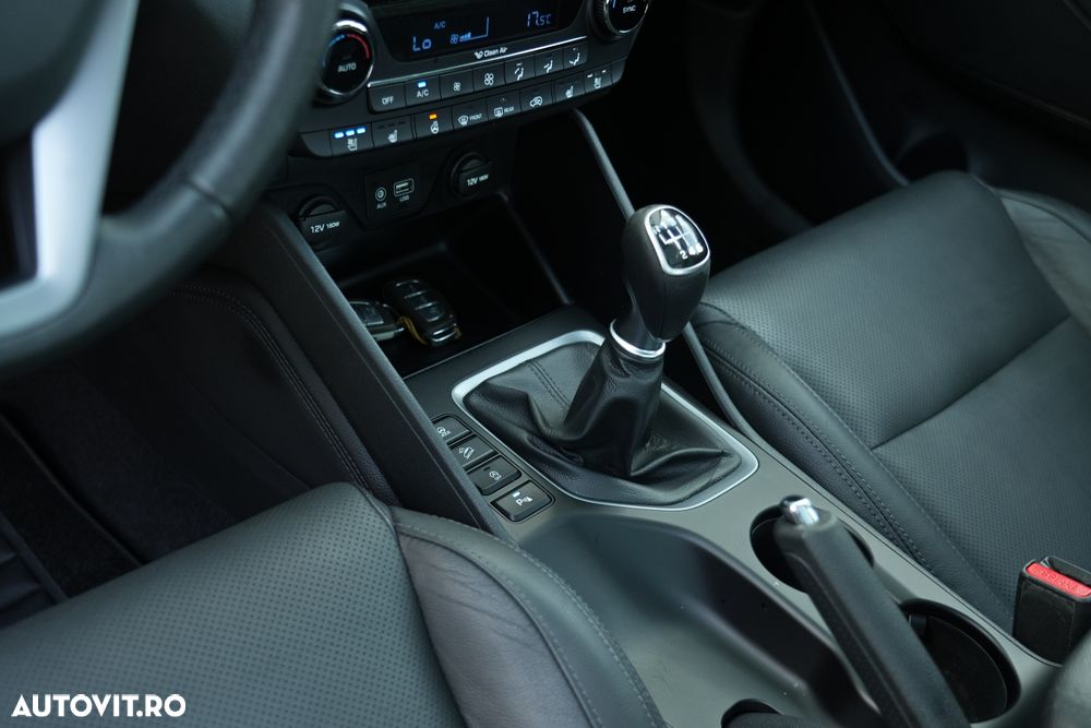Hyundai Tucson - 13