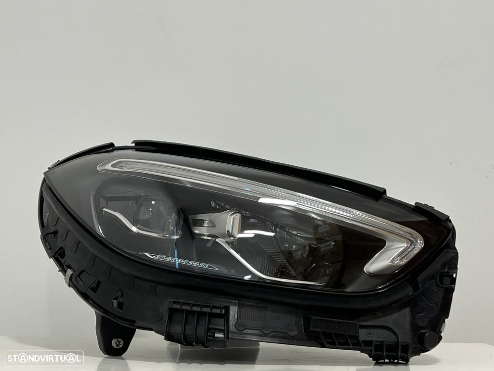 Farol Otica Original Mercedes Classe C W206 Full Led lado Direito