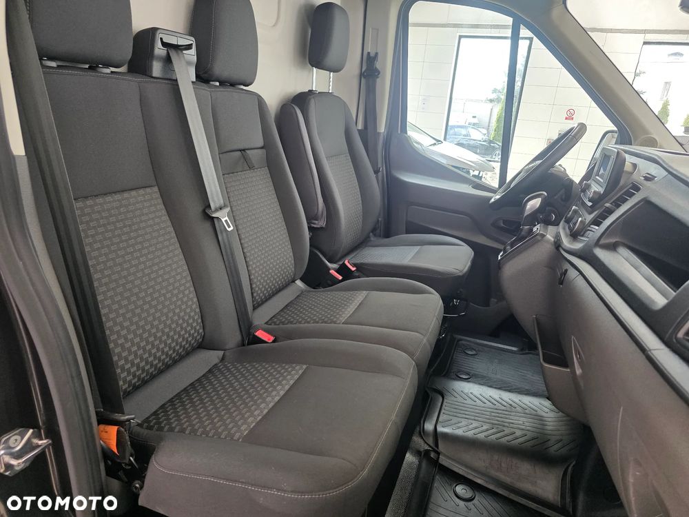 Ford Transit - 18