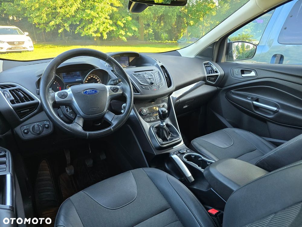 Ford Kuga 2.0 TDCi 4x4 Titanium - 10