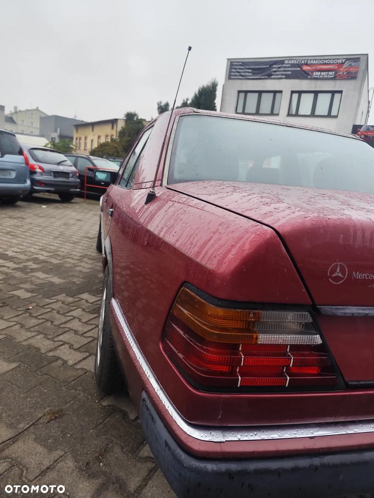 Mercedes-Benz W124 (1984-1993) - 15