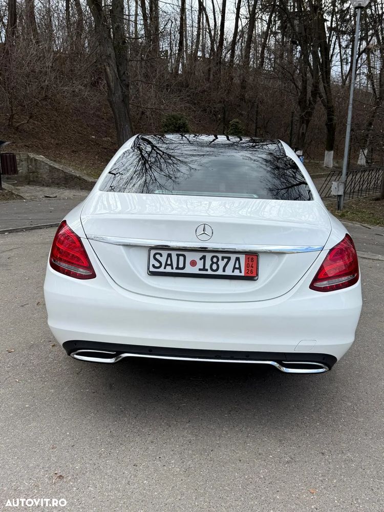 Mercedes-Benz C 250 (BlueTEC) d 4Matic 7G-TRONIC - 24