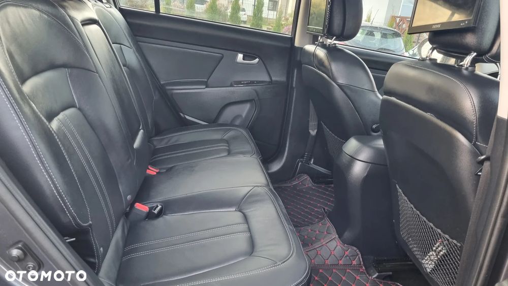 Kia Sportage 2.0 CRDI 184 4WD Spirit - 31