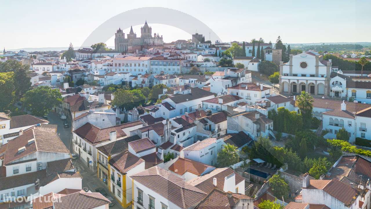 Prédio para Investimento no Centro Histórico de Évora - Grande imagem: 5/52