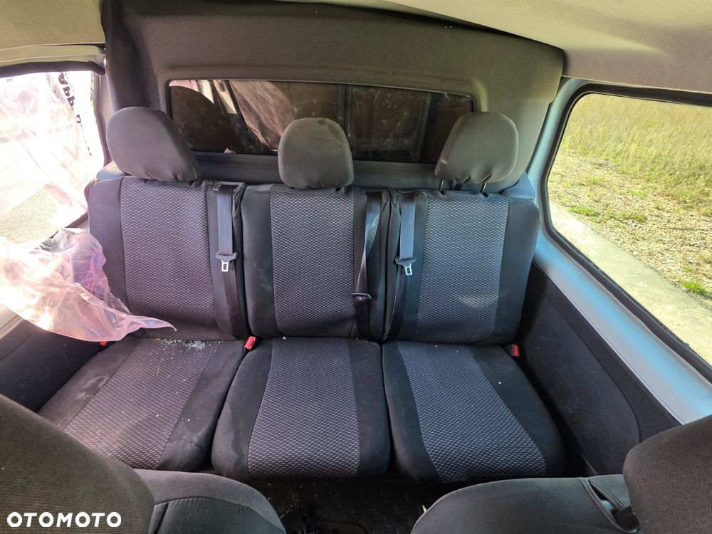 Renault Trafic - 12