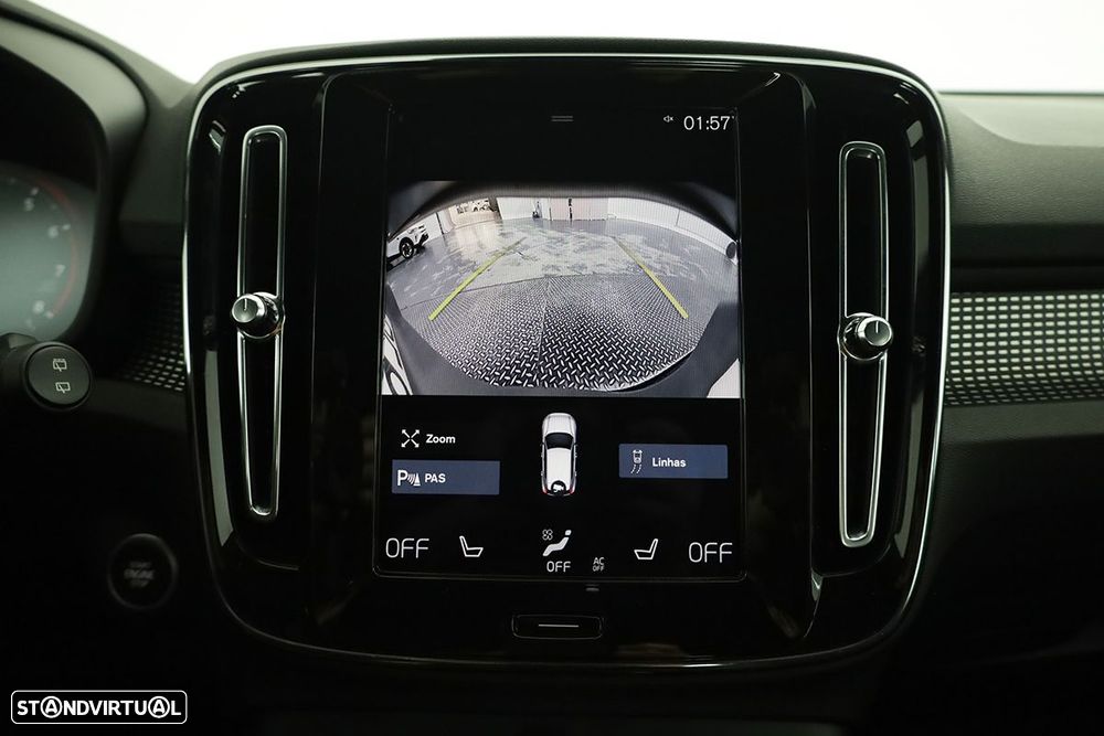 Volvo XC 40 1.5 T2 Plus Dark Auto - 12