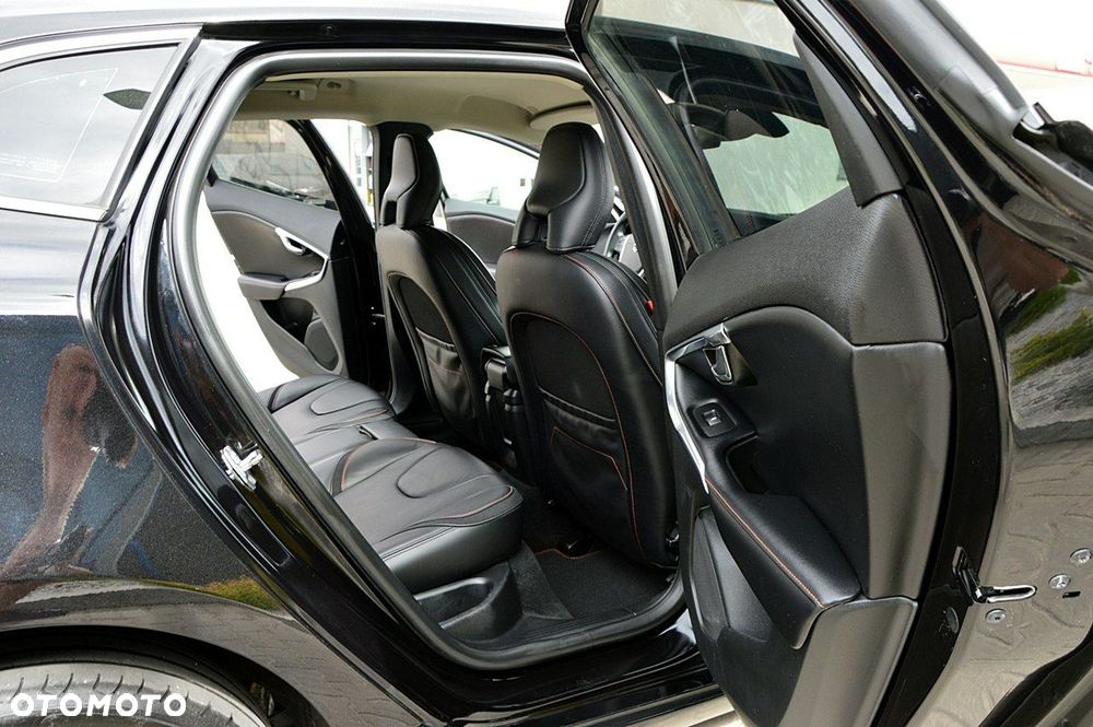 Volvo V40 - 27