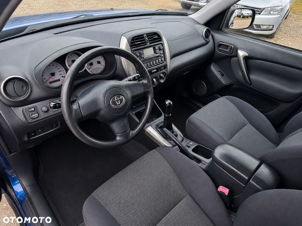 Toyota RAV4 4x2 Edition - 9