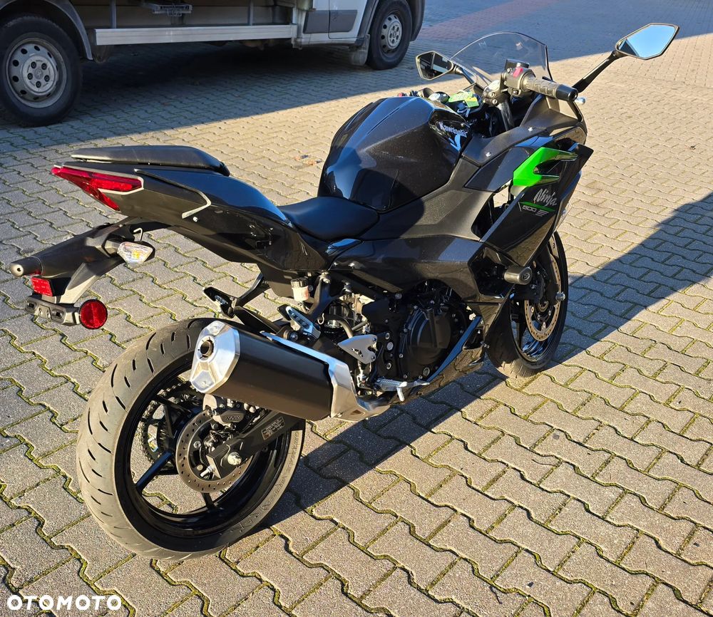 Kawasaki Ninja - 8