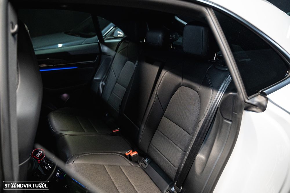 Porsche Macan Electric 4 - 20