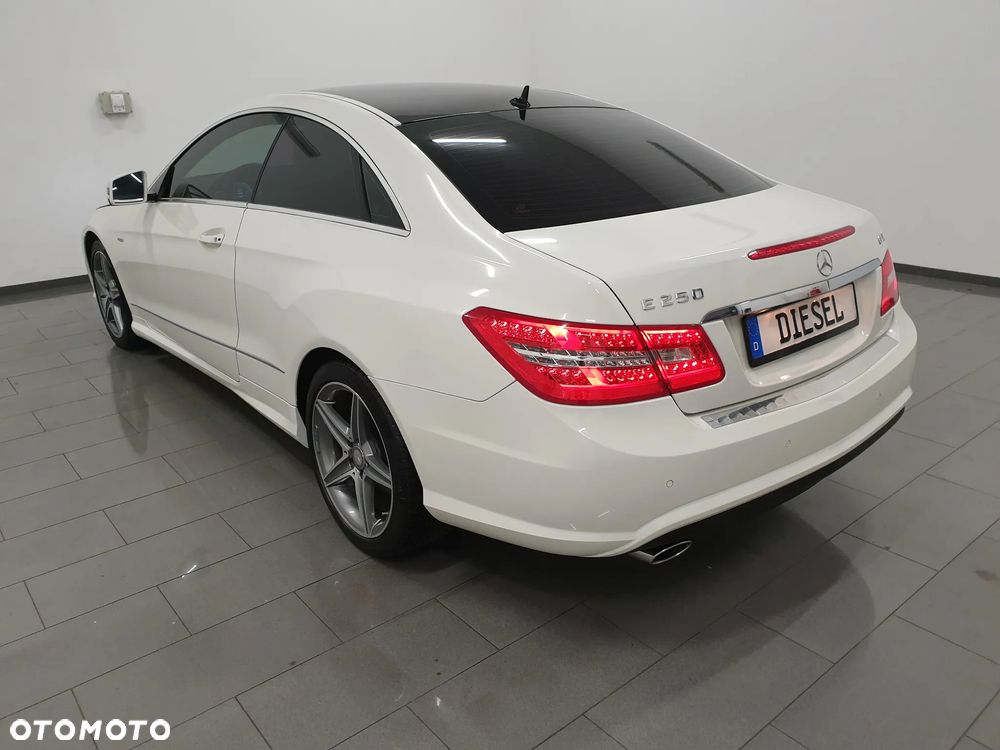 Mercedes-Benz Klasa E - 6