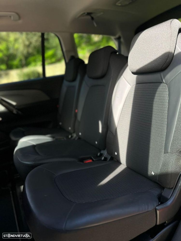 Citroën C4 Picasso - 11