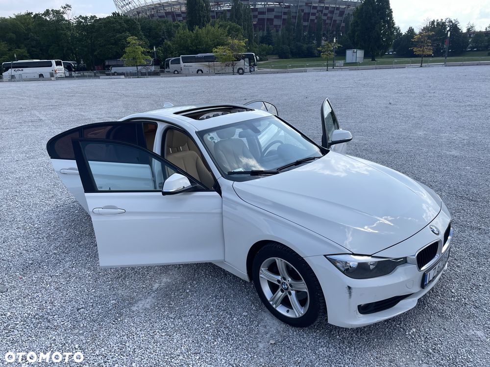 BMW Seria 3 328i xDrive - 2