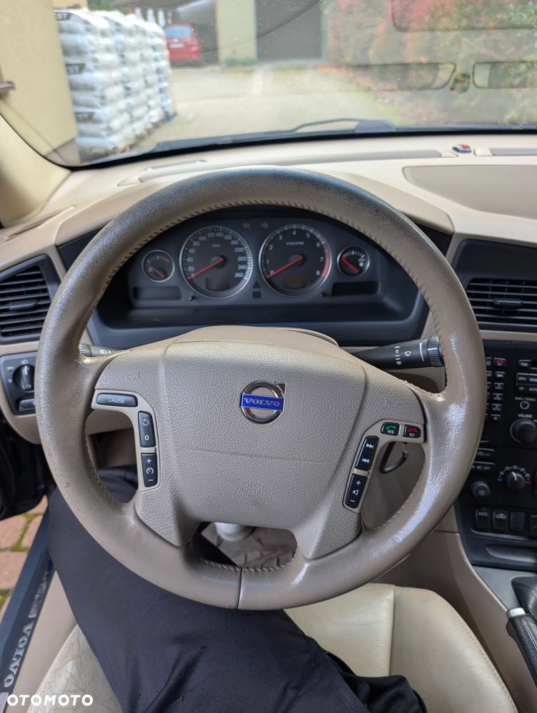 Volvo V70 2.5 T Optima - 10