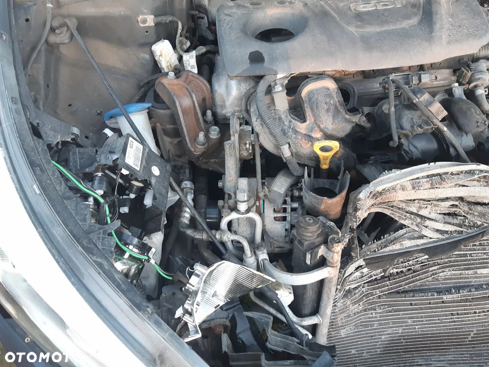 Kia Ceed 1.6 GDI Dream Team Edition - 12