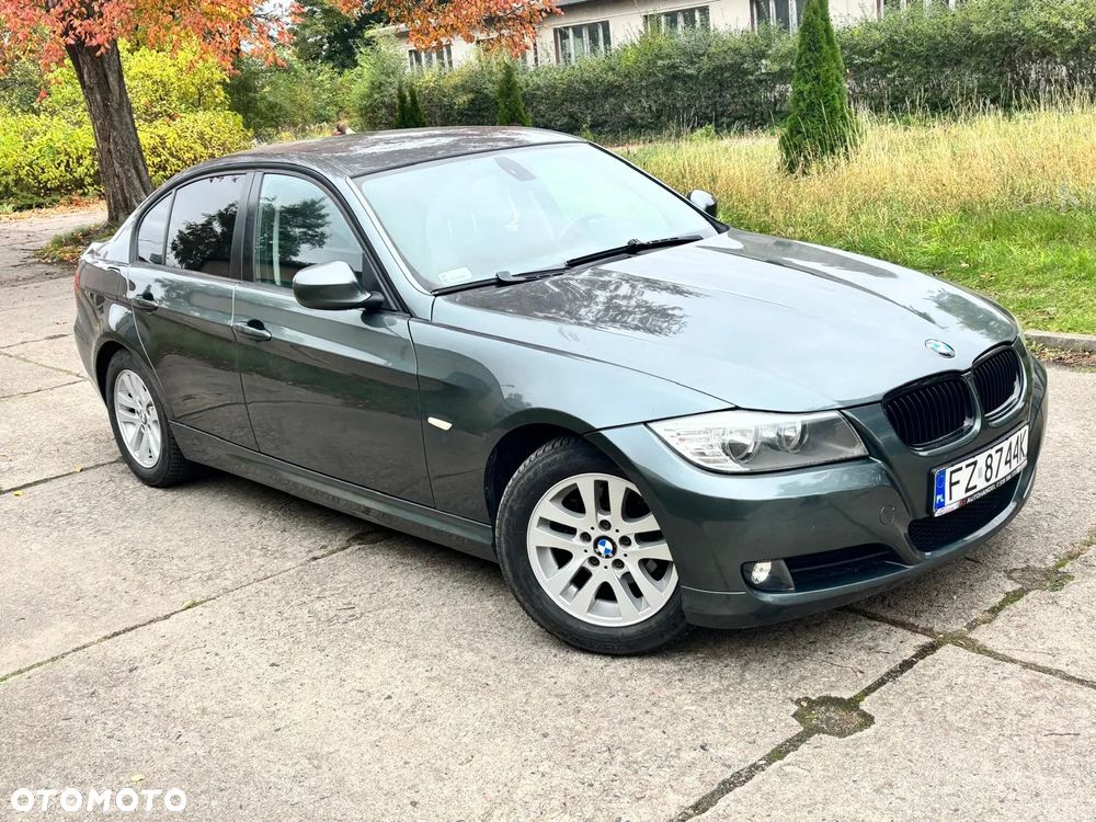 BMW Seria 3 318i - 16