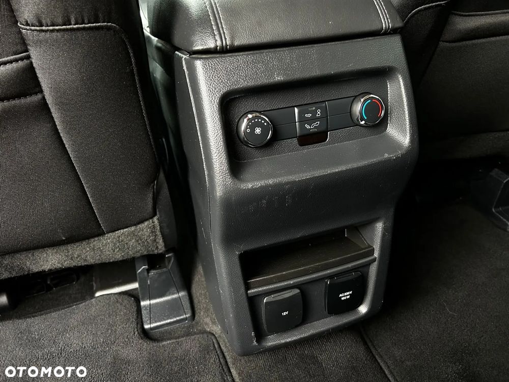 Ford Galaxy 2.0 EcoBlue Titanium - 21