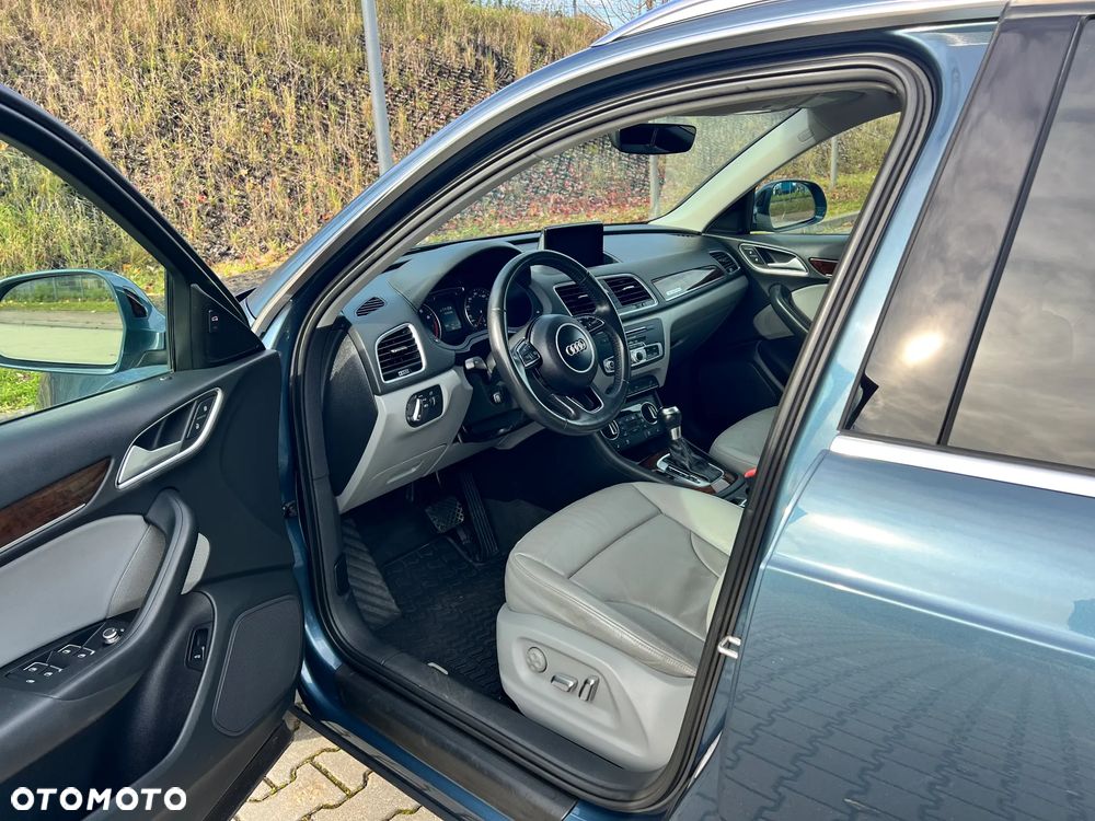 Audi Q3 2.0 TFSI Quattro S tronic design - 26