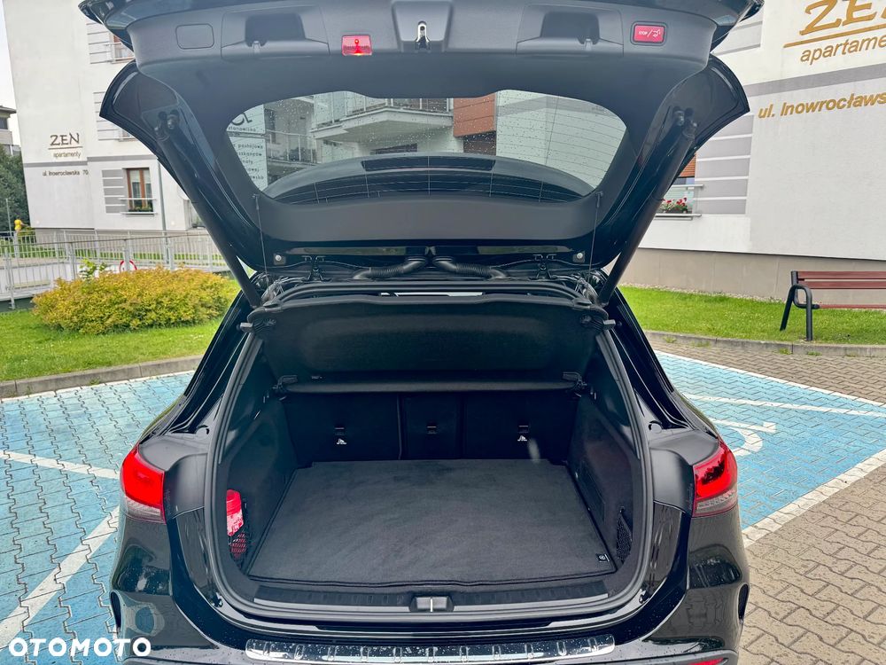 Mercedes-Benz GLA 200 AMG Line - 20