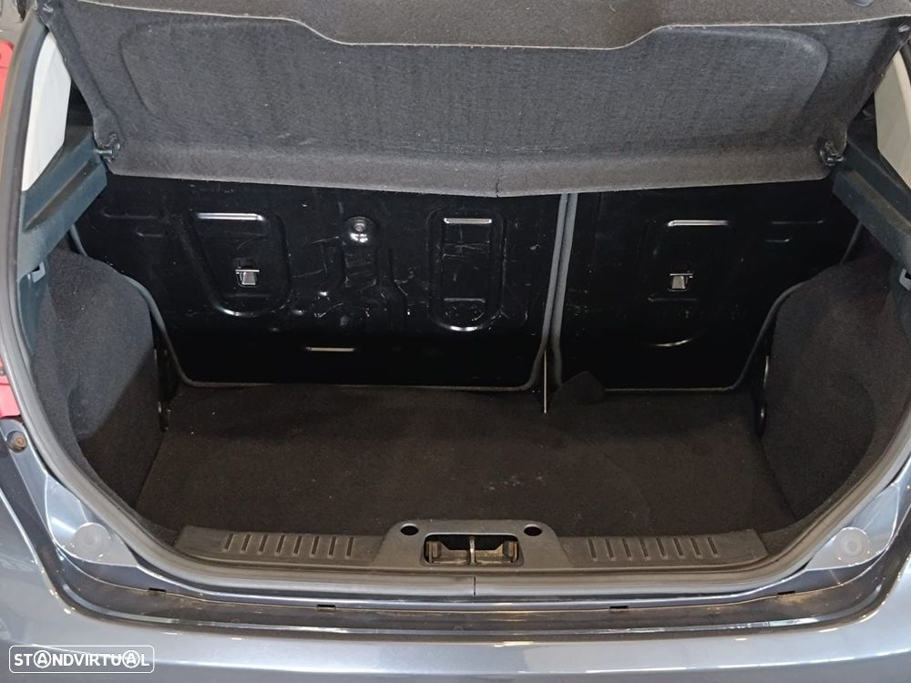 Ford Fiesta 1.6 TDCI ECOnetic - 6
