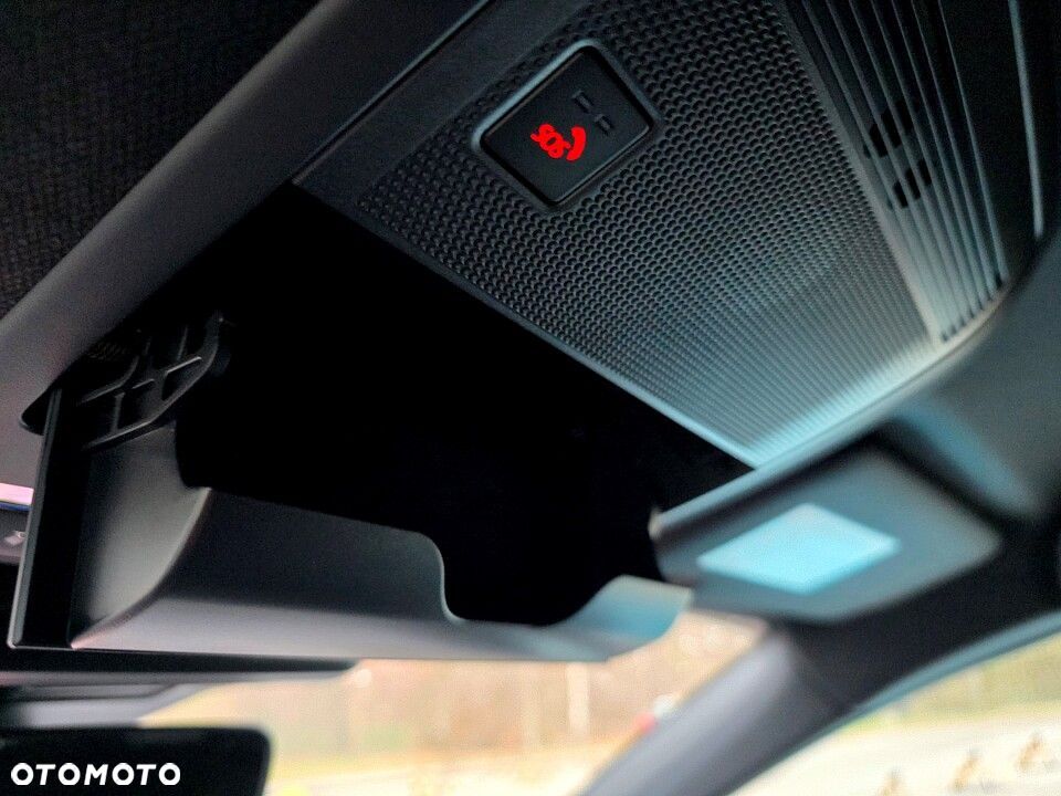 Mazda 3 e-SKYACTIV-X 186 M HYBRID HOMURA - 16