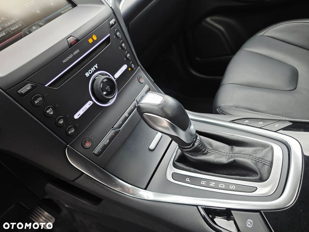 Ford S-Max 2.0 TDCi Titanium PowerShift - 35