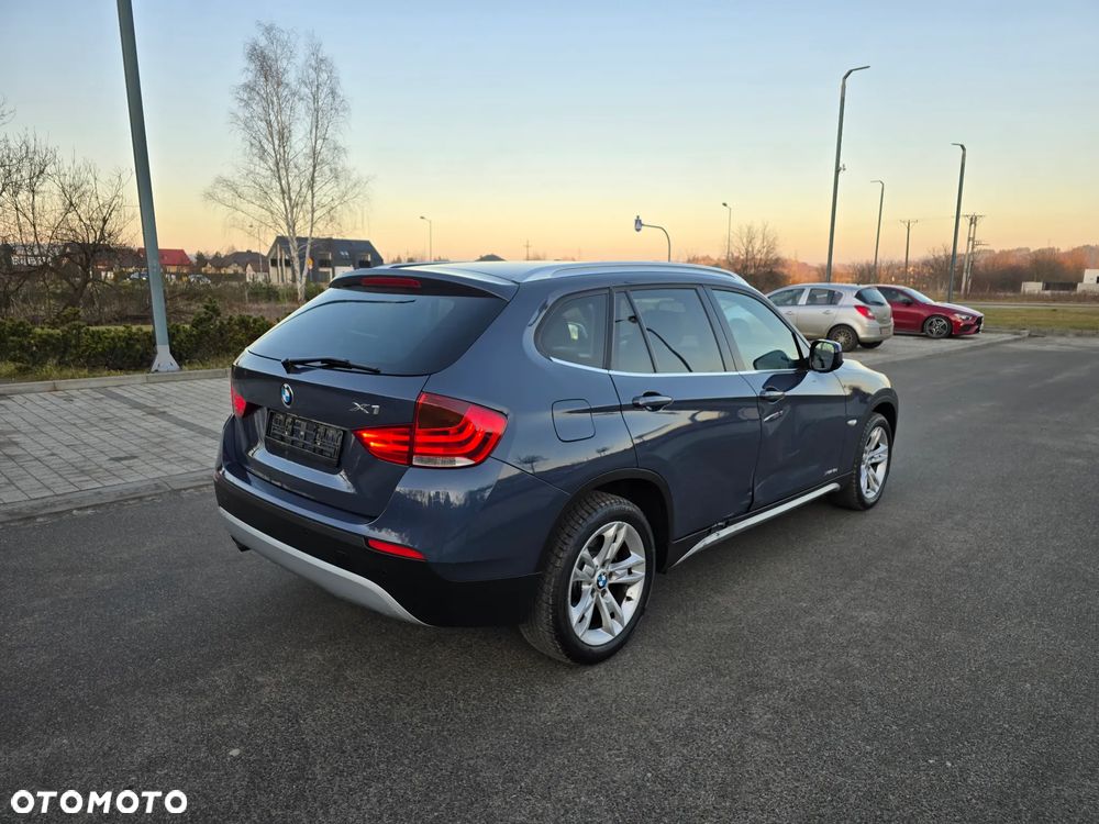 BMW X1 xDrive18d xLine - 25