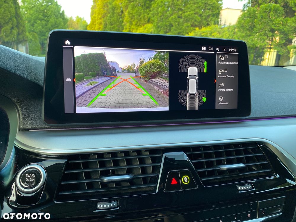 BMW Seria 5 520d Touring - 29