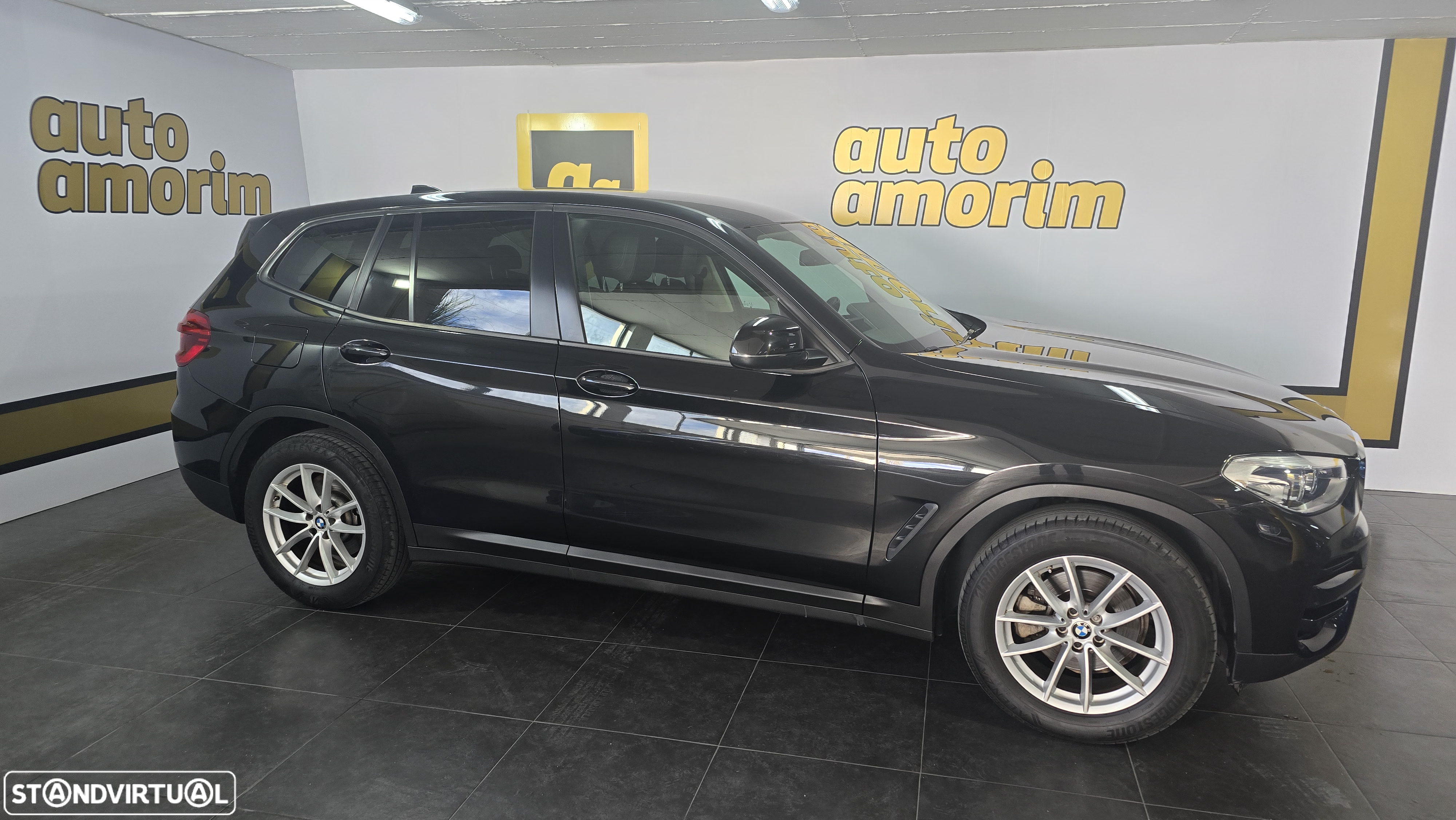 BMW X3 20 d xDrive Advantage Auto - 3