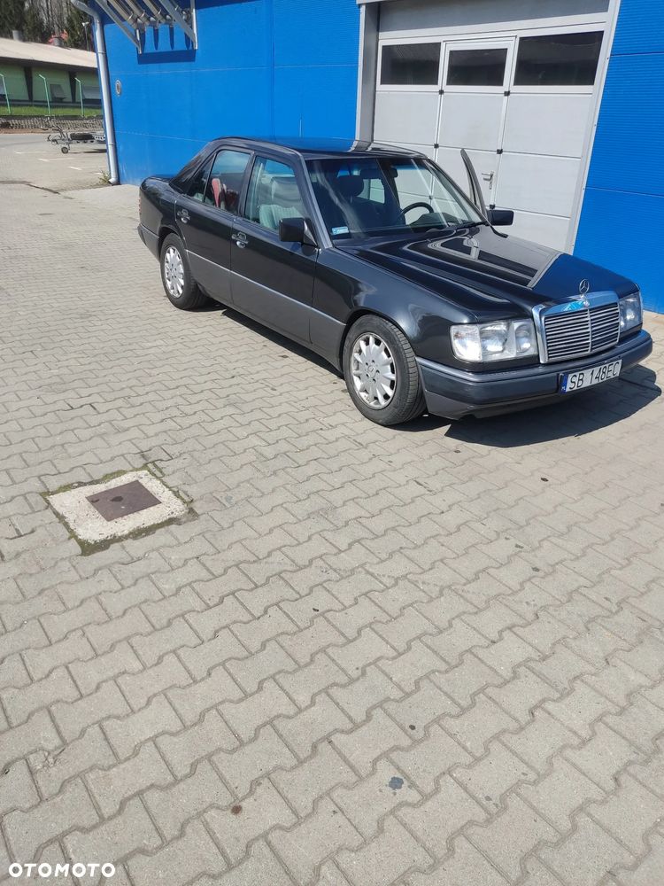 Mercedes-Benz W124 (1984-1993) - 28
