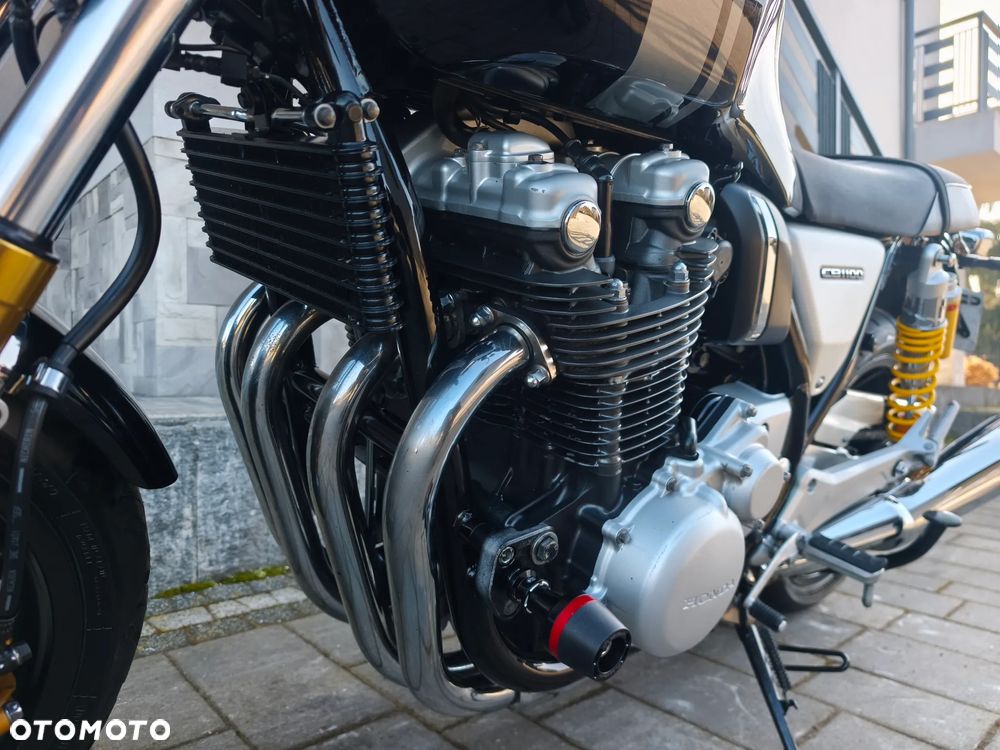 Honda CB - 33