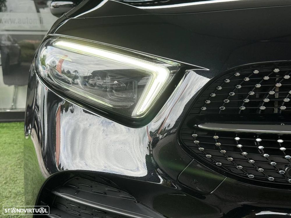 Mercedes-Benz A 250 e 8G-DCT AMG Line - 25