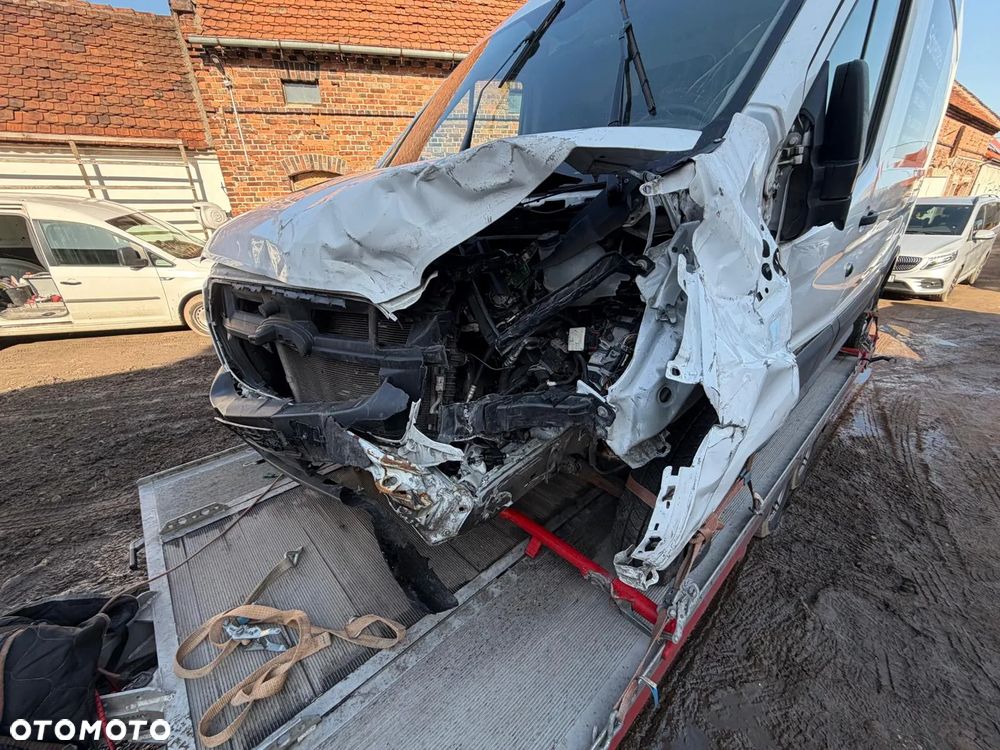 Ford Transit MK8 - 5