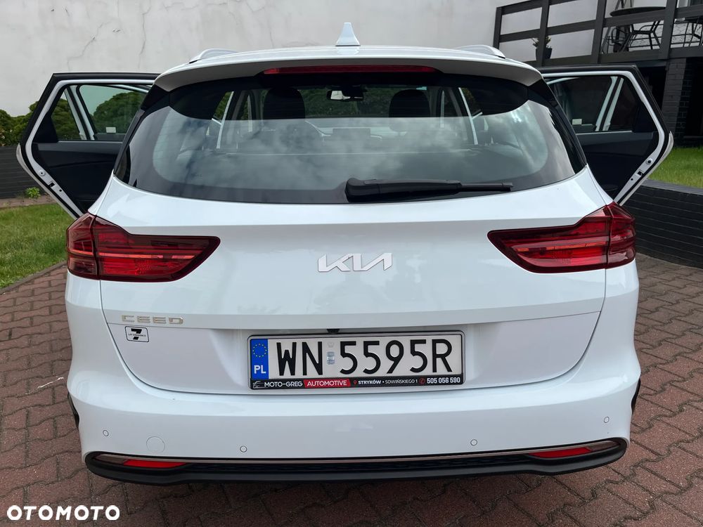 Kia Ceed 1.5 T-GDI M - 33