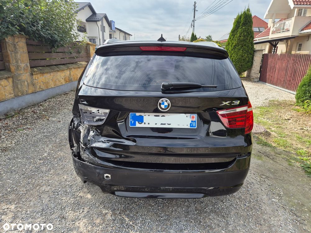 BMW X3 xDrive20d - 23