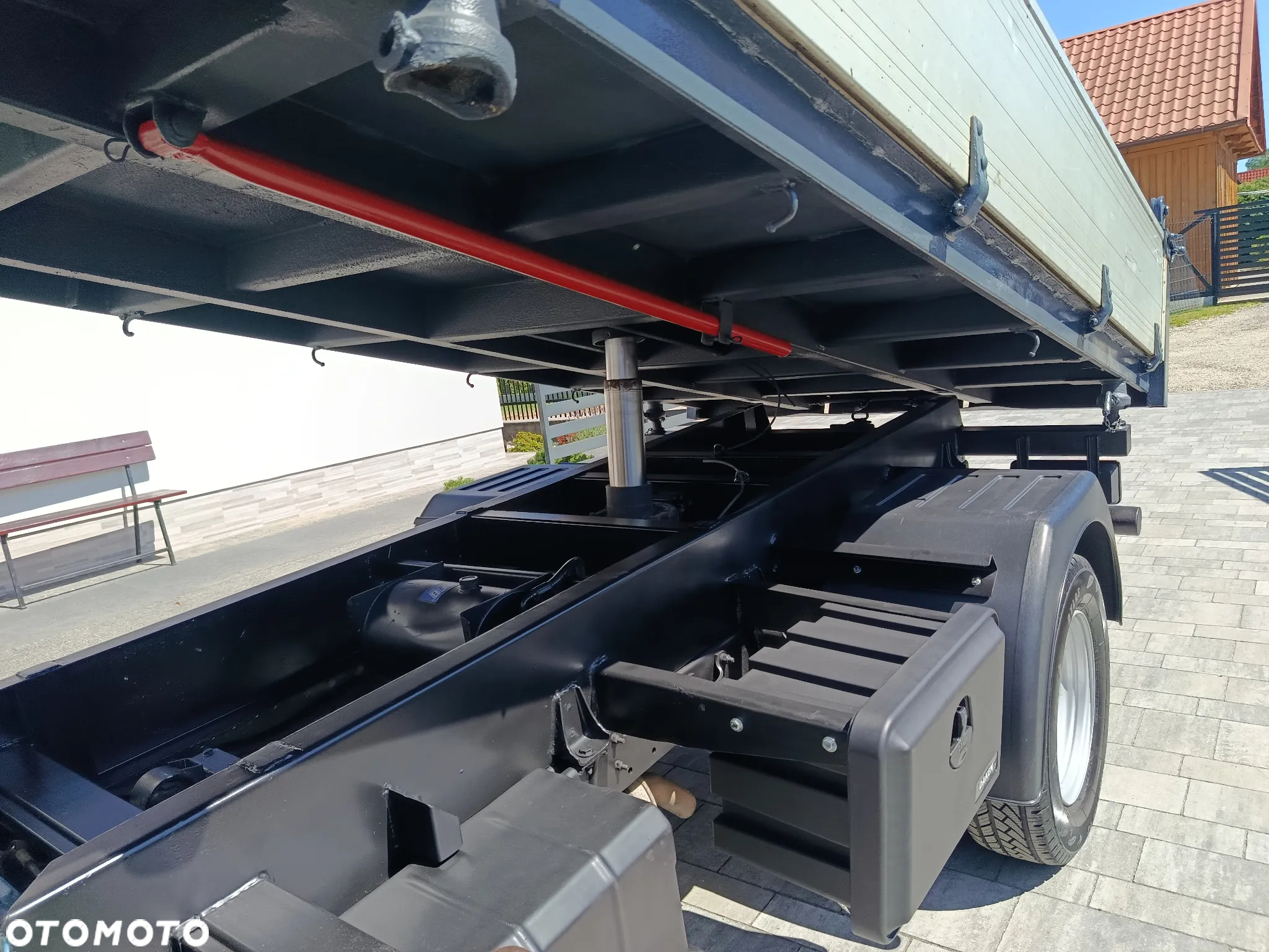 Nissan Cabstar Wywrotka 3.0 TDI 120KM - 21
