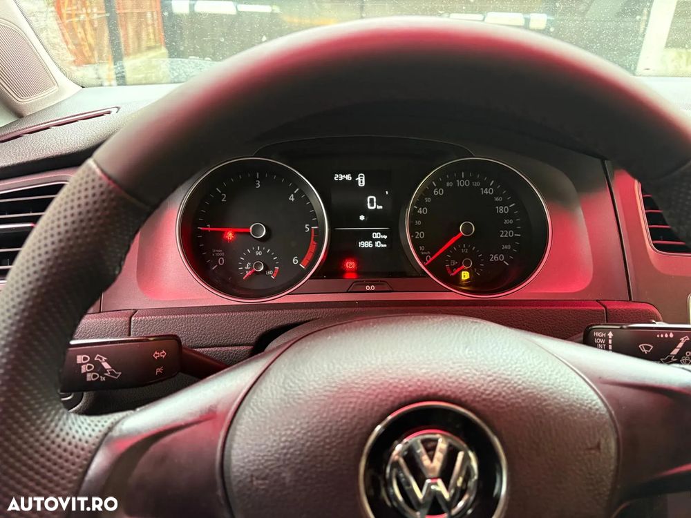 Volkswagen Golf 1.6 TDI - 22