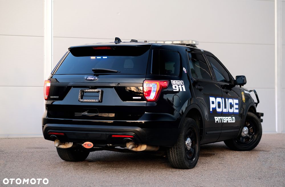 Ford Explorer - 6
